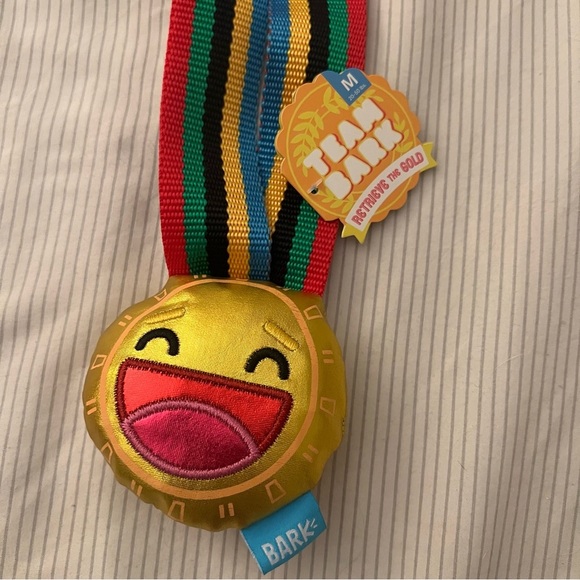 NWT Bark Box Retrieve The Gold Toy - Picture 7 of 7